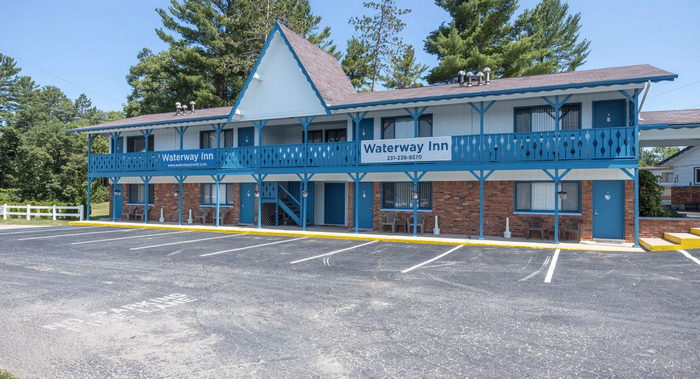 Coach House Motel (Waterway Inn) - Real Estate Photos (newer photo)